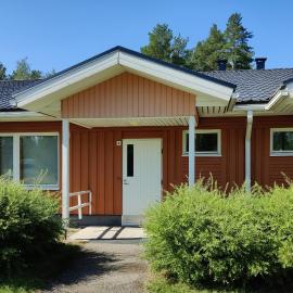 Rivitalokaksio, Kinnula, hotel Kinnulában