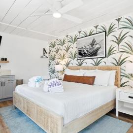 Folliday Inn - The Torpedo - Room 22, hotel in Folly Beach