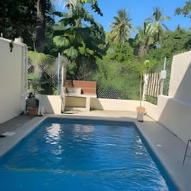 C9 Casas la colmena a 3 min playa alberca 2 rec., hotel u gradu Penjita de Haltemba