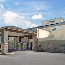 Comfort Inn & Suites Crystal Inn Sportsplex, hotelli kohteessa Gulfport
