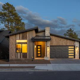 Home with Studio near Pine Canyon, Hotel in Flagstaff