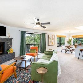 Flagstaff में, होटल Mid-Century Flagstaff Mtn Condo