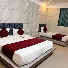 Hotel the grand pritam, khách sạn ở Gandhinagar
