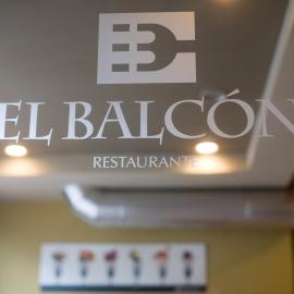 Hotel El Balcón, hotell i Avilés