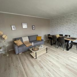 Evry Moon Apartment 70m2 Spacious and bright, khách sạn ở Evry-Courcouronnes