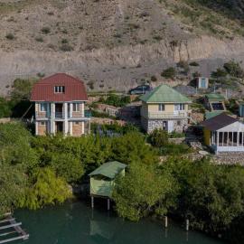 ISKANDARKUL GUEST HoUSE – hotel w mieście Kanchoch