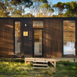 Rowsley Valley Tiny House 2 by Tiny Away, хотел в Ingliston