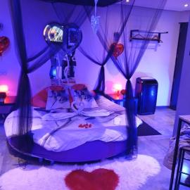 spa privatif Dydy's love saint amand les eaux, hotel v destinaci Lecelles