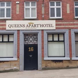 Queens Hotel, hotell i Blackburn