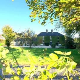 Fennor Park Lodge, מלון בOldcastle