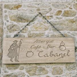 O Cabanel Albergue-Bar, hotel di Villastose