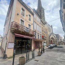 Hôtel Restaurant Les Arcades, viešbutis mieste Limu