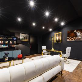 SecretRoom - Luxe, Balnéo et évasion -Arnage, hotell i Arnage