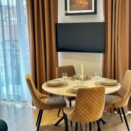 Deluxe Aparthotel Central