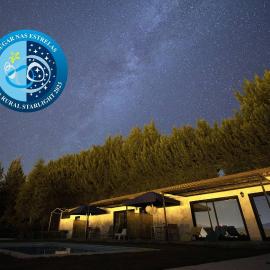 Lugar nas Estrelas Starlight, Hotel in Peso