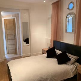 Modern Apartment in Twickenham Highstreet