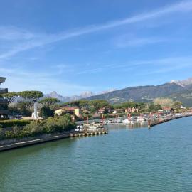 Relax between the sea and the mountains, hotell i Cinquale