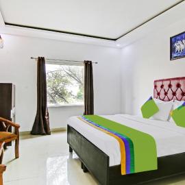 Hotel Royal Empirre Near PEC-PGI-PU-Sukhna Lake-Rock Garden-Rose Garden Chandigarh