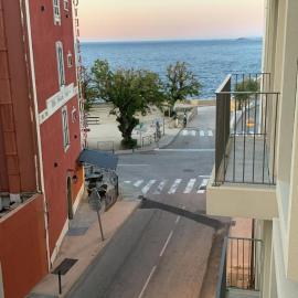 Location Vacances en Coeur de ville - Vue sur Mer - Tout confort