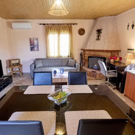 White lilies the house of gourmet flavours, hotel v destinaci Chios