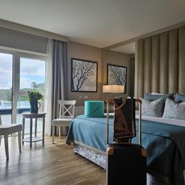 Moycarn Lodge & Marina, hotel i Ballinasloe