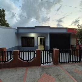 House accommodation and parking, hotel sa San Vicente de Chucurí
