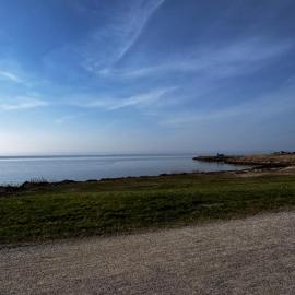 Hyggeligt hus ved fjord og by