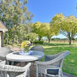Kaiapoi Lakes - Christchurch Holiday Homes, hotel di Kaiapoi