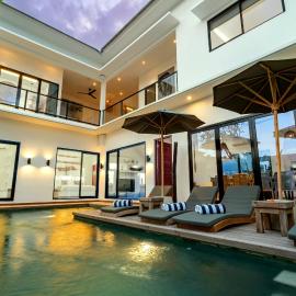 Villa Tiwi - Luxury 4BR Villa in Nyanyi, Walking Distance to the Beach, hotel a Cemagi
