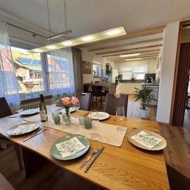 Ferienhaus Muskatellerhof، فندق في Silz