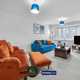 4-BR House By Townhouse Stays Short Lets & Serviced Accommodation in Birmingham with Free Parking, Garden & WiFi