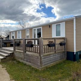 Gemütliches Chalet in Strandnähe, hotel di Oostkapelle