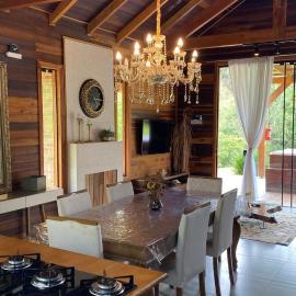 Refugio Vitoria - Cabana Privativa no Vale Europeu, hotell sihtkohas Ibirama