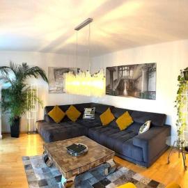 Haus Schmidhuber Ferienwohnung 2 mit Balkon und Bergblick, hotel a Grossgmain
