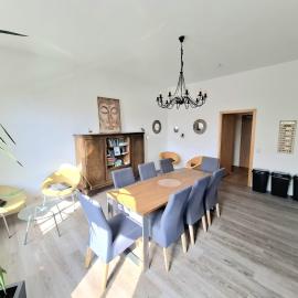 Haltestelle - Private Zimmervermietung Röbel Müritz, hotel en Röbel