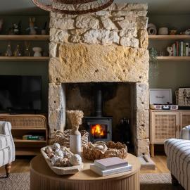 Broadway Scandi Chic Authentic Cottage, hotel din Broadway
