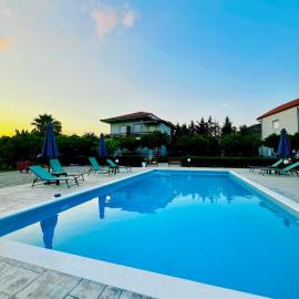 Ktima Klimentini, hotel a Vivari