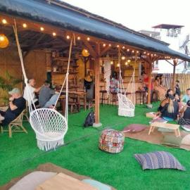 Casa Luntian Lodge and Cafe, hotel em Puerto Galera
