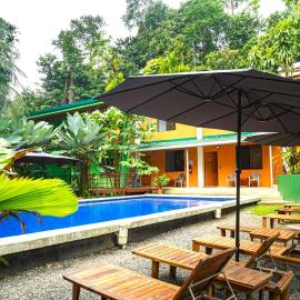 Corcovado & Drake Inn, hotel sa Bahía Drake