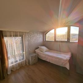 Family hotel, hotel in Gori