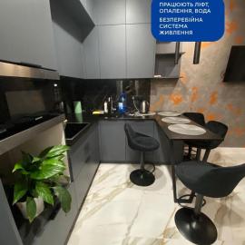 СВІТЛО ЦІЛОДОБОВО Rent-Kiev metro Chernigivska ViP, готель у Києві