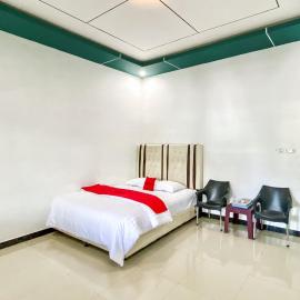 RedDoorz Syariah at Dynamic Samalanga, hotel v destinaci Samalanga