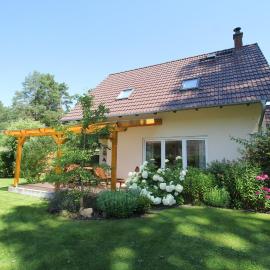Seweko - Ferienhaus am Donnerberg - Kamin & Küche
