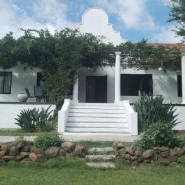 The Riverhouse Guesthouse, hotel in Estcourt