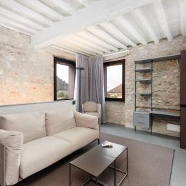 VOMAN Luxury Apartments