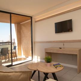 Dynastic Rooms Apartments