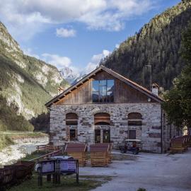 Ostello IMPERINA, hotel in Zenich