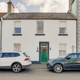The Procession Grade II Listed and Pet Friendly
