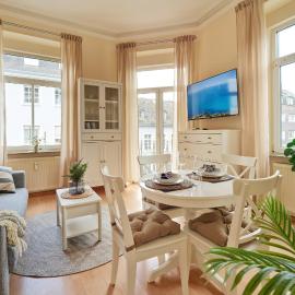 MARX - Studio-Apartment im Zentrum von Trier - Top-Lage, Gratis WLAN, ideal für Paare & Geschäftsreisende