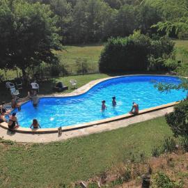 Domaine de Clarat gites, hotel u gradu 'Lafarre'